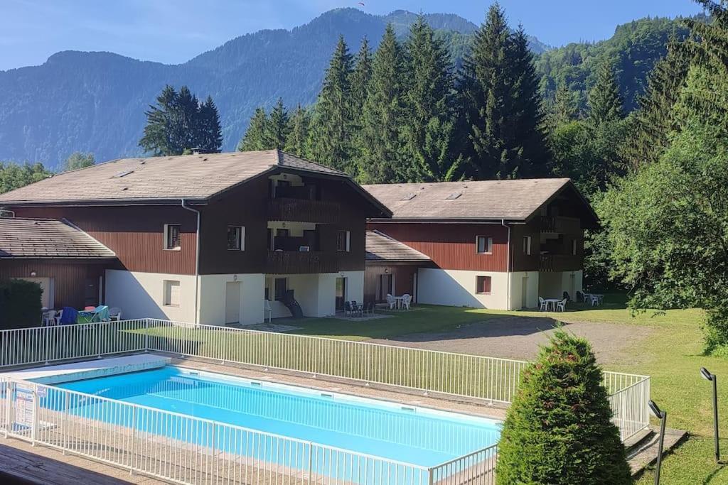 Samoens Residence Grand Tetras 4 Personnes Piscine Buitenkant foto